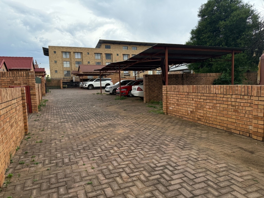2 Bedroom Property for Sale in Die Bult North West
